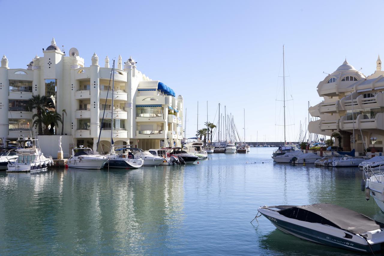 Puerto Marina Apartment Benalmadena Bagian luar foto